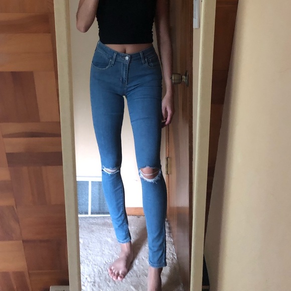 levi's 721 high rise ripped skinny jeans